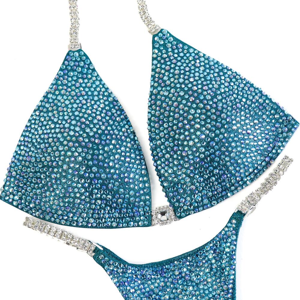Competition Suit Aqua Radiance. Medium Molded/Pro.